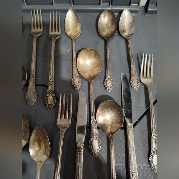 WM A Rogers AA‎ Heavy Oneida LTD 21 Piece Plated Flatware Set Old South - Picture 6 of 13